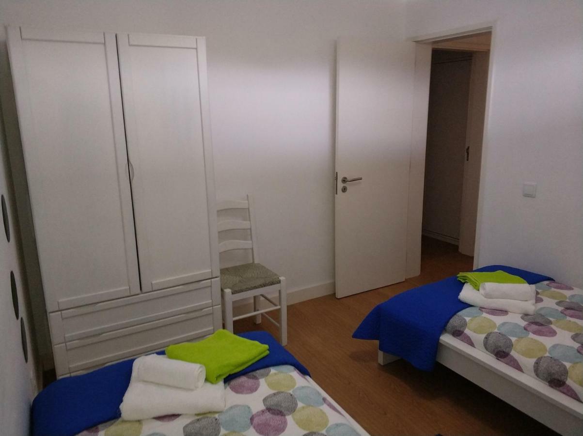 Lila'S Beach Apartment São Roque Kültér fotó