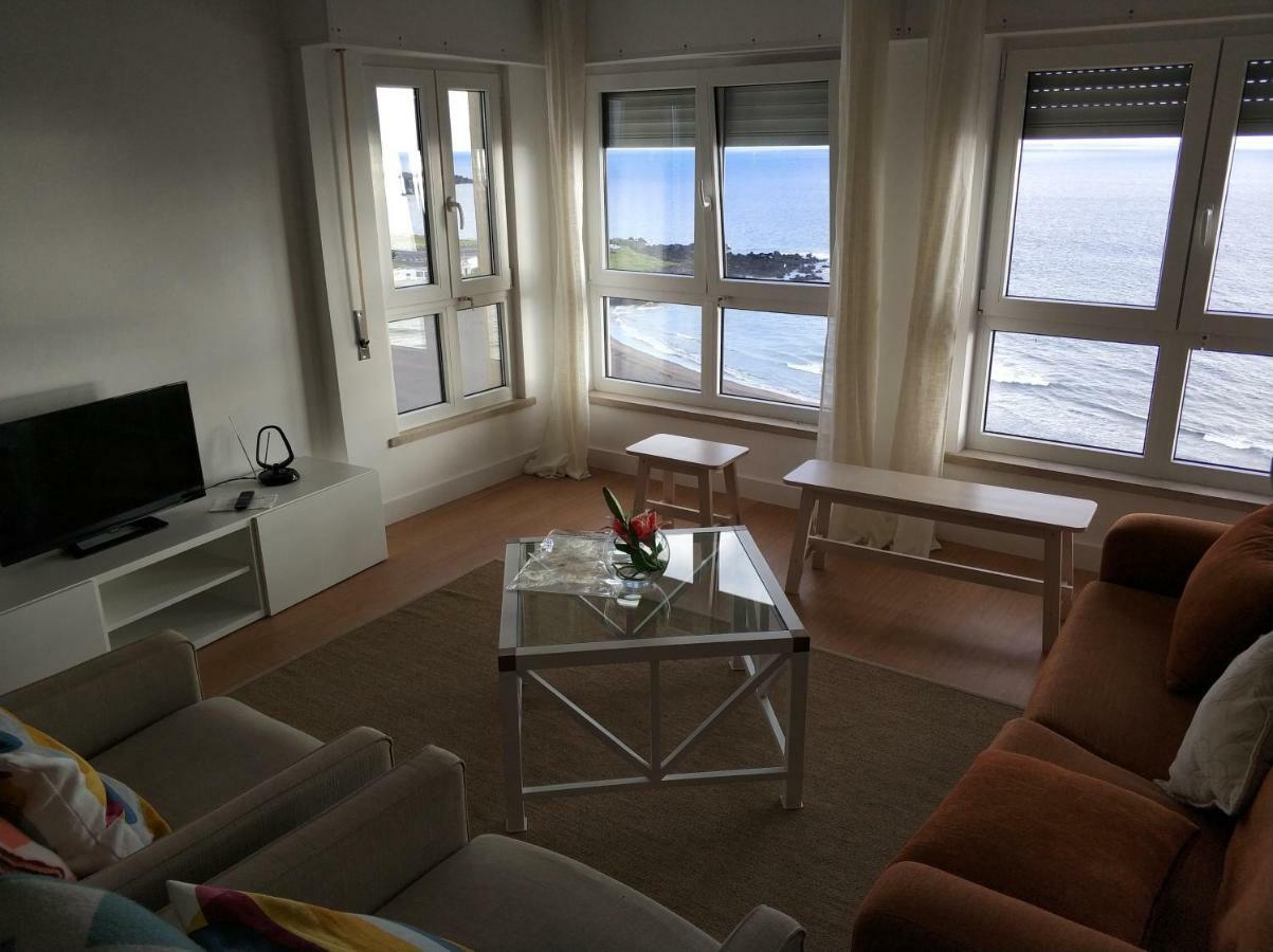Lila'S Beach Apartment São Roque Kültér fotó